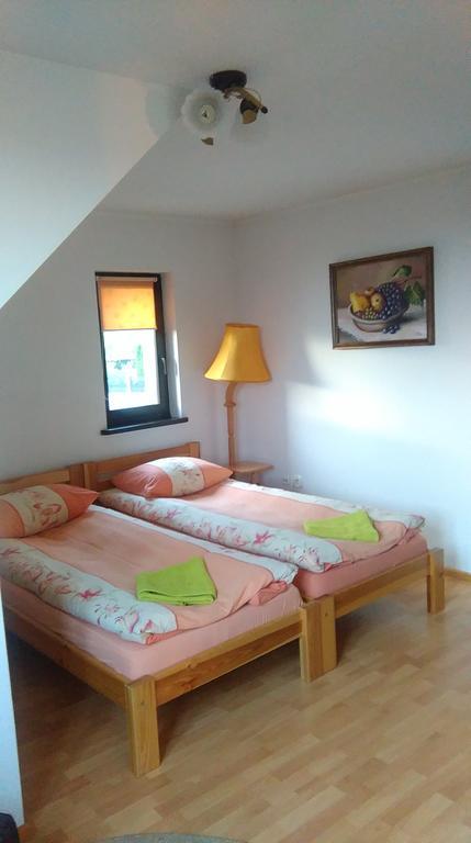 Appartement Przytulny Kat à Białowieża Extérieur photo